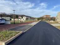 GENAS - Parcelle de terrain à bâtir - viabilisée — photo 2