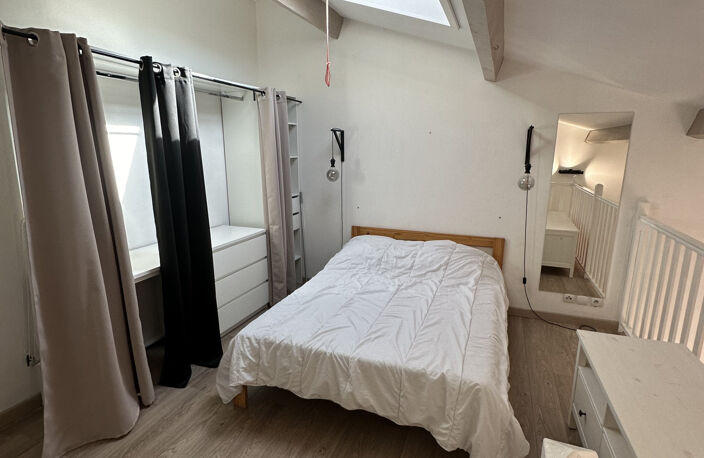 DEPT (30) - A LOUER SUR LES HAUTEURS DE CALVISSON - T2 MEZZA — photo 4