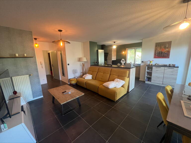Appartement T4 avec terrasse et jardin — photo 1