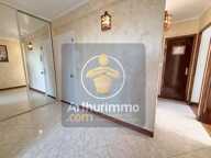APPARTEMENT 4 PIECES DE 69 M2 - CAVE ET PLACE DE PARKING EXTERIEURE — photo 4