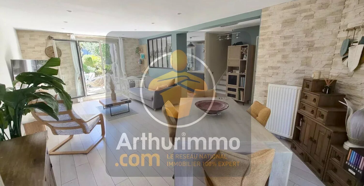 maison individuelle 5 pièces sur terrain de 355 m² — photo 1