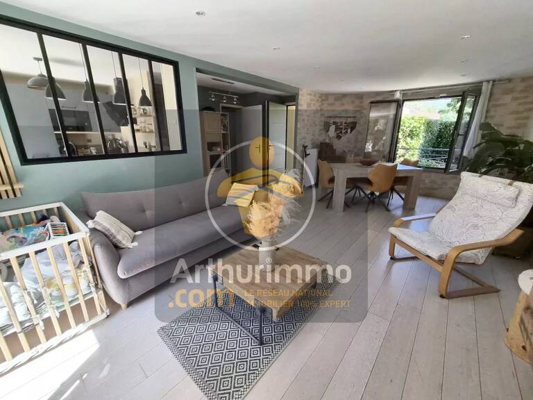 maison individuelle 5 pièces sur terrain de 355 m² — photo 1