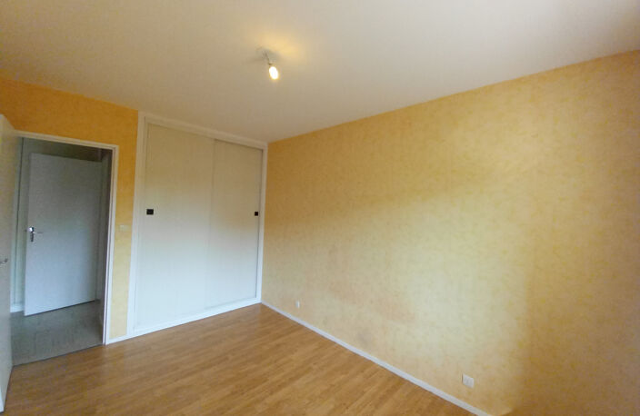 APPARTEMENT TYPE 3 - SAINT LAURENT NOUAN — photo 5