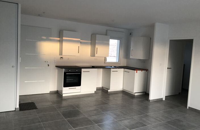 A VENDRE -  Appartement T3 récent avec terrasse   66 m2   DP — photo 2