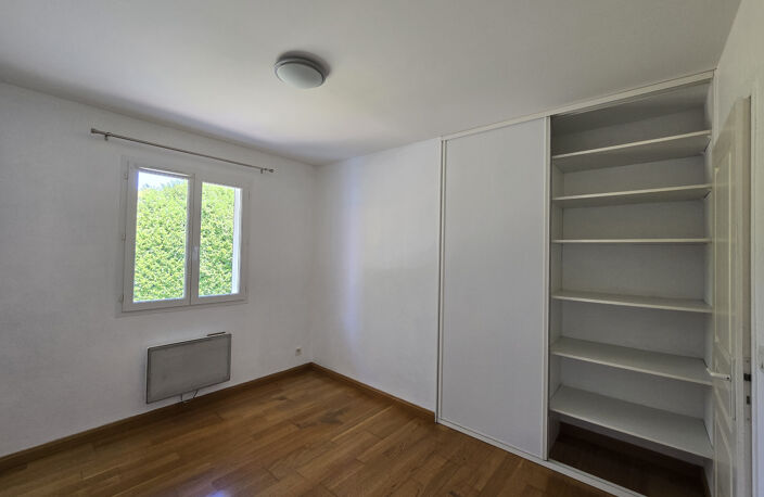 T3 de 69m2 à proximité immédiate de St Palais avec balcon et — photo 5