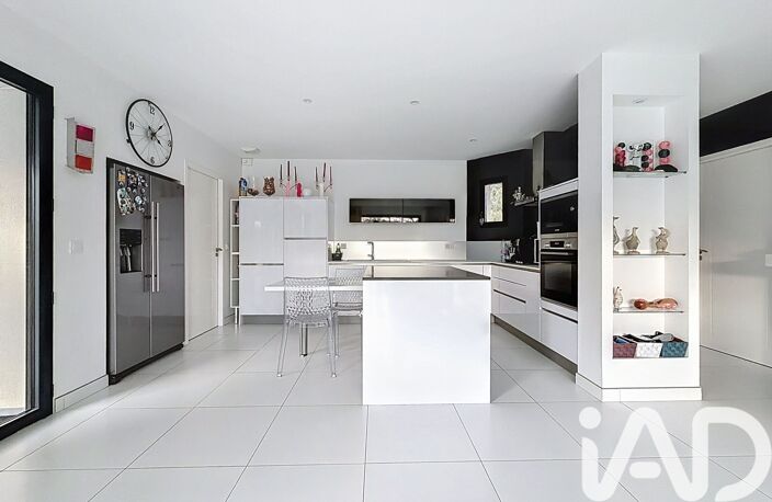 Vente Maison/villa 4 pièces — photo 2