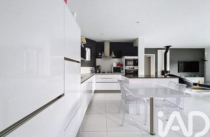 Vente Maison/villa 4 pièces — photo 3