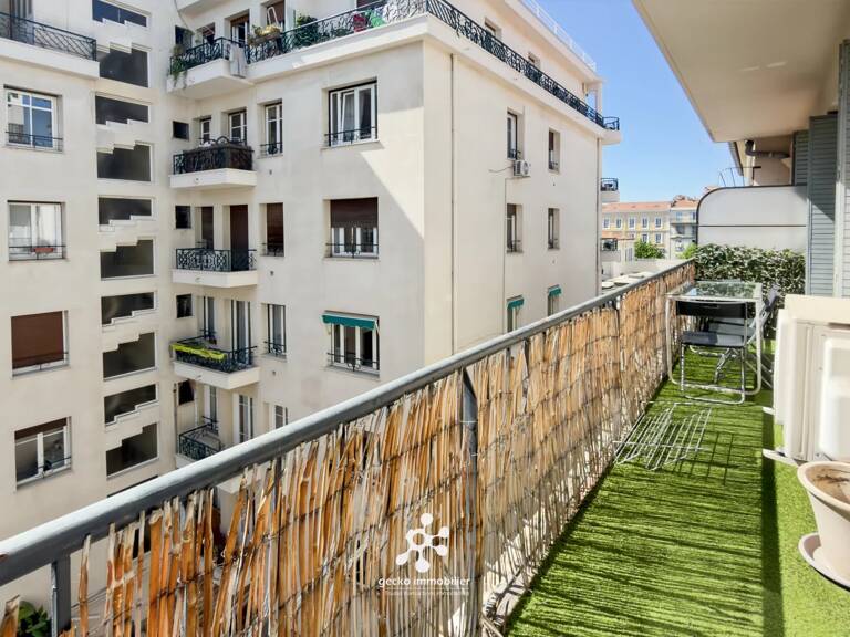 NICE - Hôtel des Postes / Wilson - 3P - rénové - balcon — photo 1