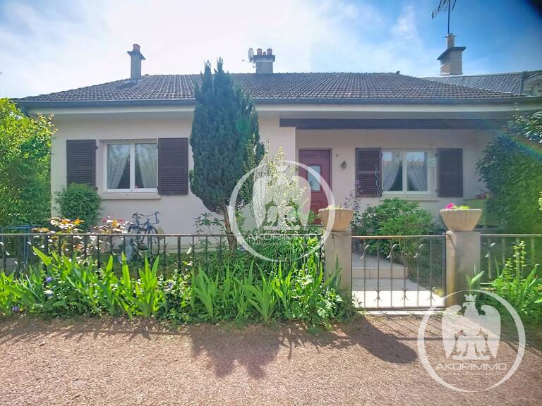 Maison familiale 4 chambres à Cusset de 135 m² — photo 1