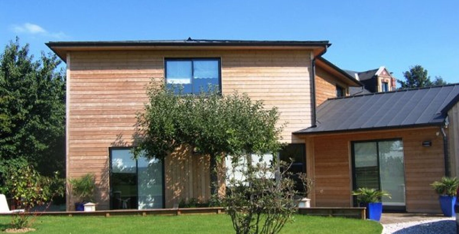 DERNIERE MAISON 5P SUR ST LOUIS AVEC GRAND EXTERIEUR! OFFRES SPECIALES! — photo 1