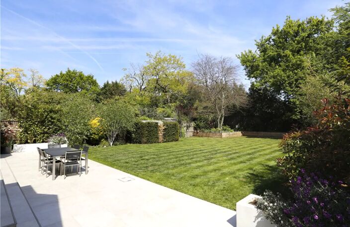T2 PETIT PRIX! 80m² D'EXTERIEUR AVEC JARDIN EXPO SUD-EST | PETITE RESIDENCE AU CALME! — photo 2