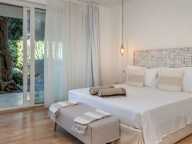 - TOUT Y EST ! MODERNITE, ESPACE, BEL EXTERIEUR... ET A PRIX ULTRA COMPETITIF ! — photo 2