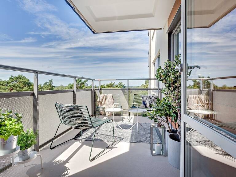 TRES BON RAPPORT QUALITE/PRIX! AVEC TOUT LE CONFORT DU NEUF : SPACIEUX BALCON, LARGE BAIE VITREE... — photo 1