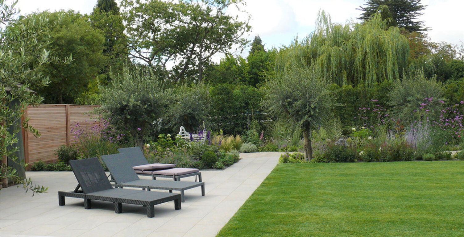 - EXTERIEUR TRIPLE EXPOSITION DE 206m², 3 CHAMBRES AVEC ACCES DIRECT SUR LE JARDIN, GRAND SEJOUR... — photo 1