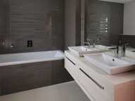 T4 PRIX BAS! TERRASSE DE 40m², SEJOUR SPACIEUX, CHAUFFAGE SOL, PETITE COPRO AU CALME !A SAISIR VITE! — photo 4