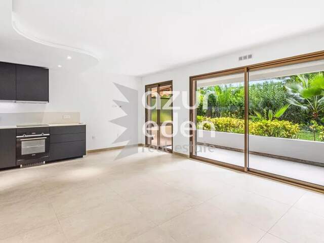 Cannes Palm Beach 2 pièces Rez de Jardin rénové proche Croisette — photo du bien