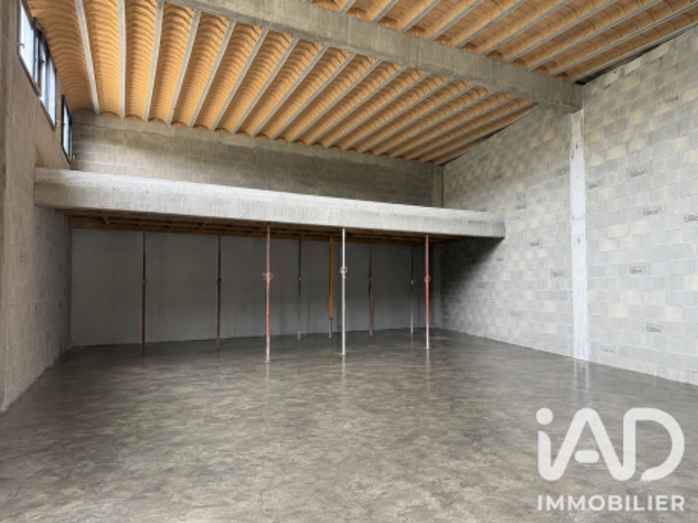 Vente Boutique/Local commercial 175 m&sup2; — photo 1