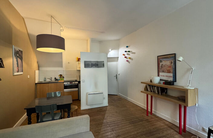 Appartement T2 MEUBLE - 38.40 m² - TOURS — photo 2