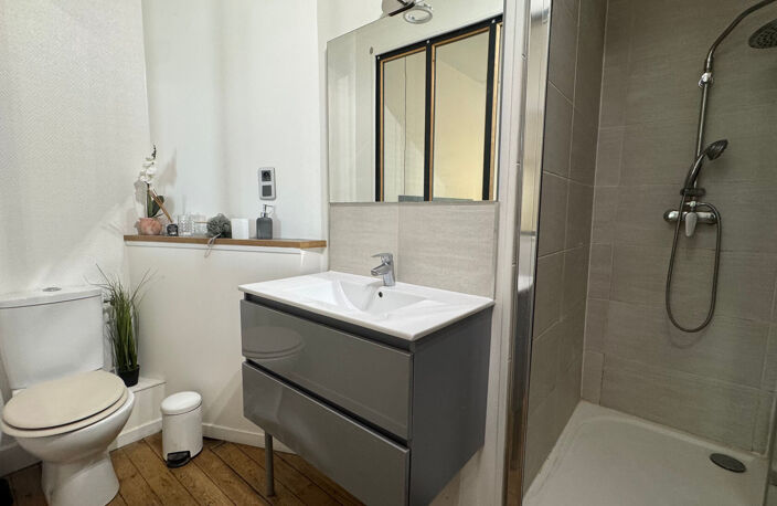 Appartement T2 MEUBLE - 38.40 m² - TOURS — photo 5