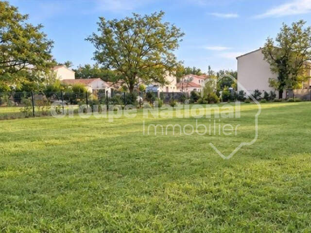 Terrain constructible Sauveterre 1360 m2 — photo du bien