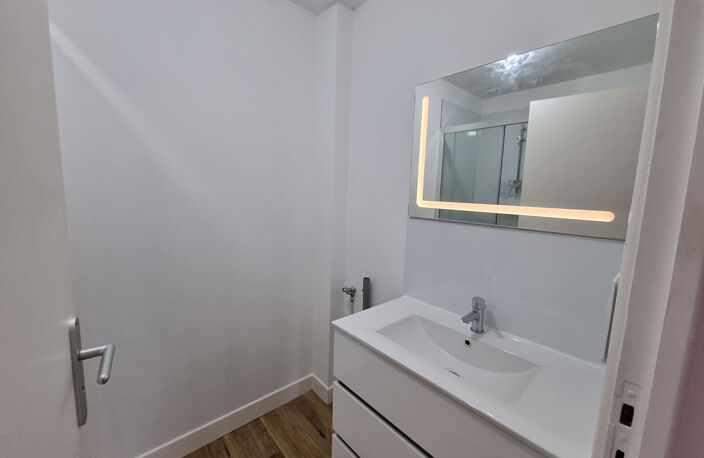 APPARTEMENT T2 COEUR DE VILLAGE — photo 4