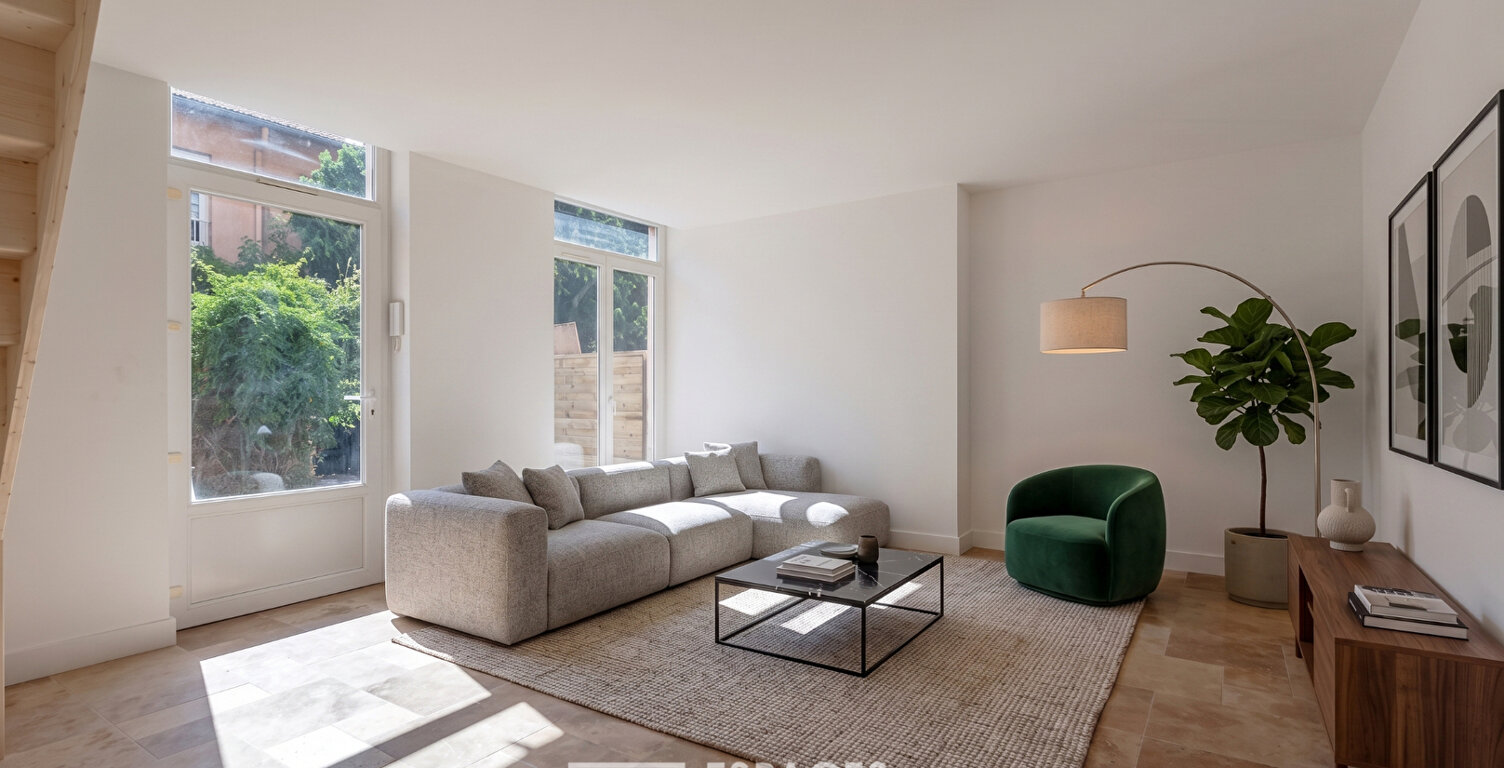 Duplex avec terrasse au coeur de la croix rousse — photo 1