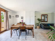 Maison avec vue imprenable à Crépieux — photo 4