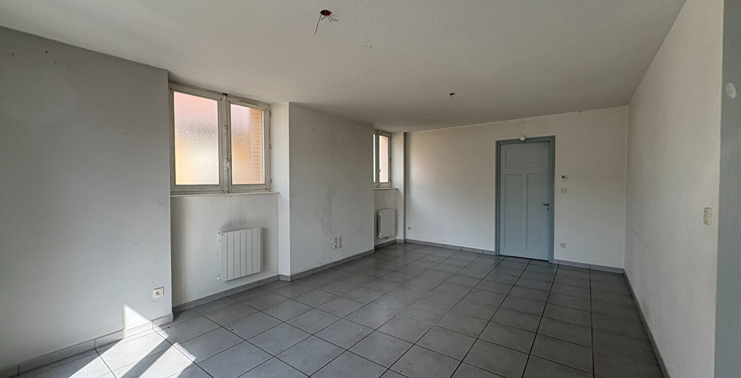 Appartement Sirod 4 pièce(s) 9813 m2 — photo 1