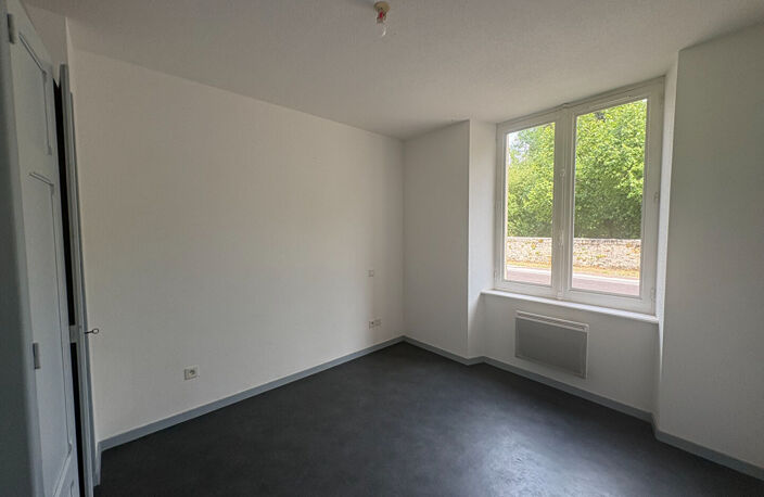 Appartement Sirod 4 pièce(s) 9813 m2 — photo 3