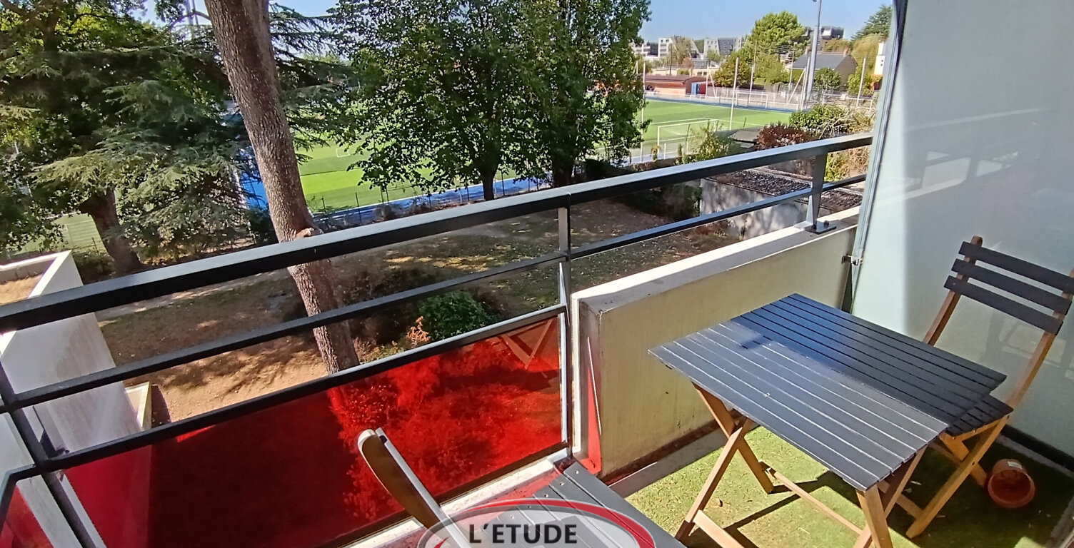 Nantes Rond Point de Paris   T2 calme avec balcon donnant su — photo 1