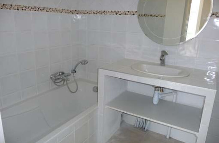 AUBIGNAN MAISON T4 DE PLAIN PIED SUR TERRAIN CLOS — photo 5