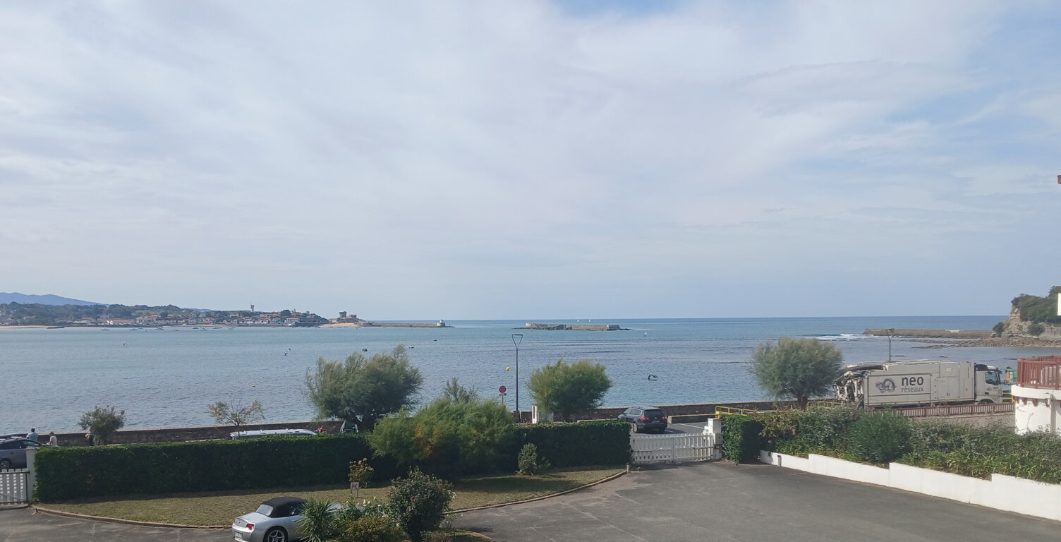 TYPE 3 AVEC ASCENSEUR ET PARKING AU PIED DE LA PLAGE — photo 1