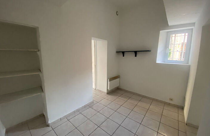 Joli appartement T2 indépendant en rdc au coeur du centre-ville — photo 3