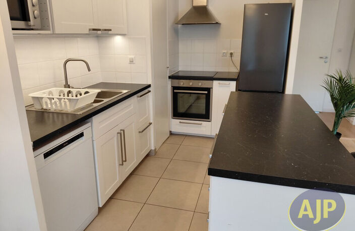 Appartement  2 Chambres Vendu MEUBLE — photo 2