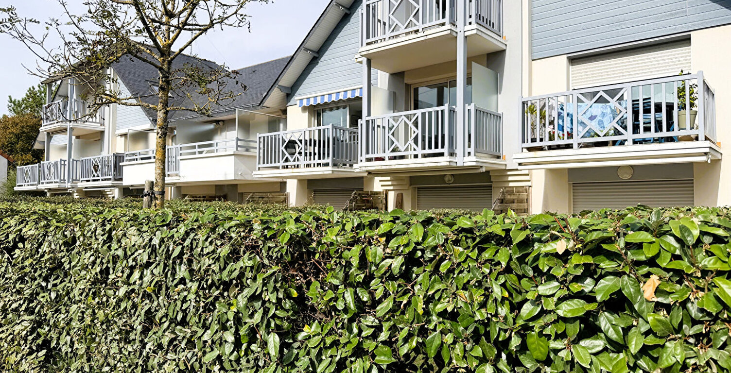 PORNICHET - BONNE SOURCE - À 50 MÈTRES DE LA MER - APPARTEMENT 38 M² AVEC JARDINET, PARKING ET CAVE — photo 1