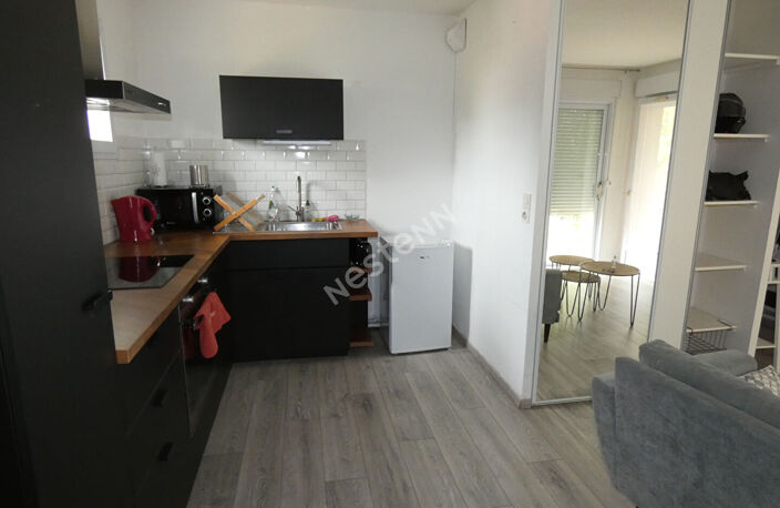 Toulouse L'Ormeau 31400 Agréable T2 Meublé entièrement rénové 37.72m² ,terrassede 6m², place de parking extérieure, garage à vélo,résidence arborée très calme — photo 2