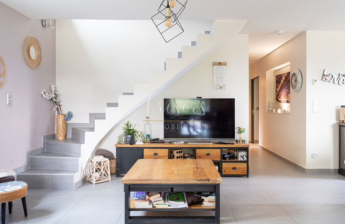 Maison familiale de 226m² | Vue Exceptionnelle sur les montagnes et Studio indépendant — photo 3