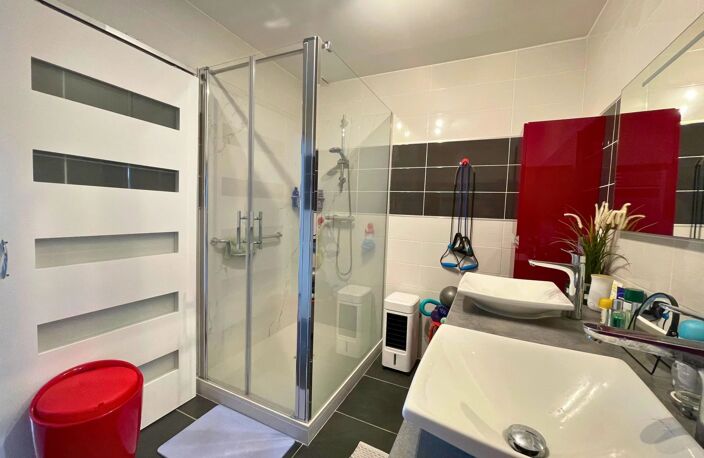 Grand T2 rénové de 62 m² au cœur de Peyrehorade — photo 5
