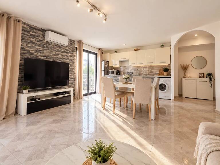 NICE CARRAS - 3 PIÈCES -  TERRASSE DE 12 M² — photo 1