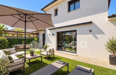 MONTAUROUX | MAISON RECENTE DE 2022 MITOYENNE DE 100 M2 | JARDIN — photo du bien