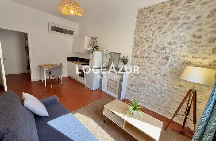 LOCATION MEUBLÉE VIEIL ANTIBES - 1 CHAMBRE - 4 PERSONNES — photo 2