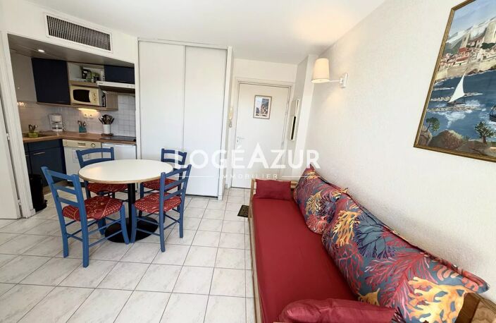 LOCATION MEUBLEE GOLFE JUAN - APPARTEMENT 1 Chambre et Terrasses — photo 2