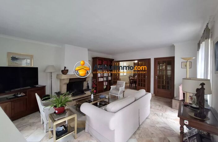 Propriété 188 m², Terrain 2740 m²  SOUS SOL COMPLET — photo 2