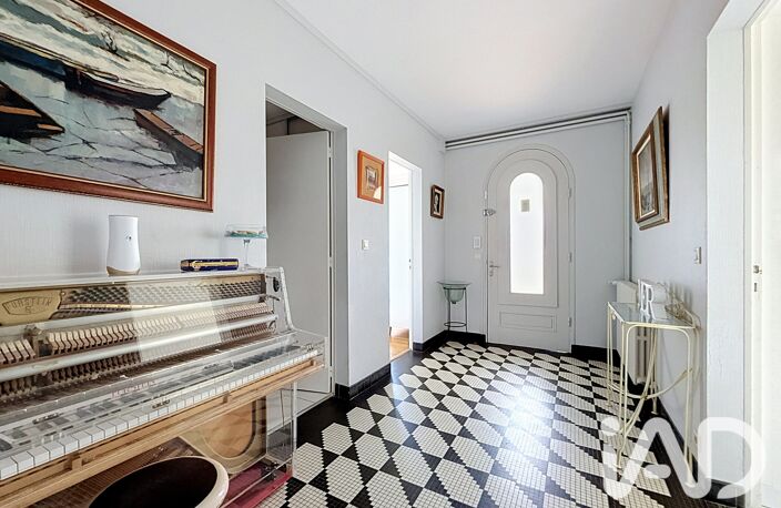 Vente Maison/villa 8 pièces — photo 3