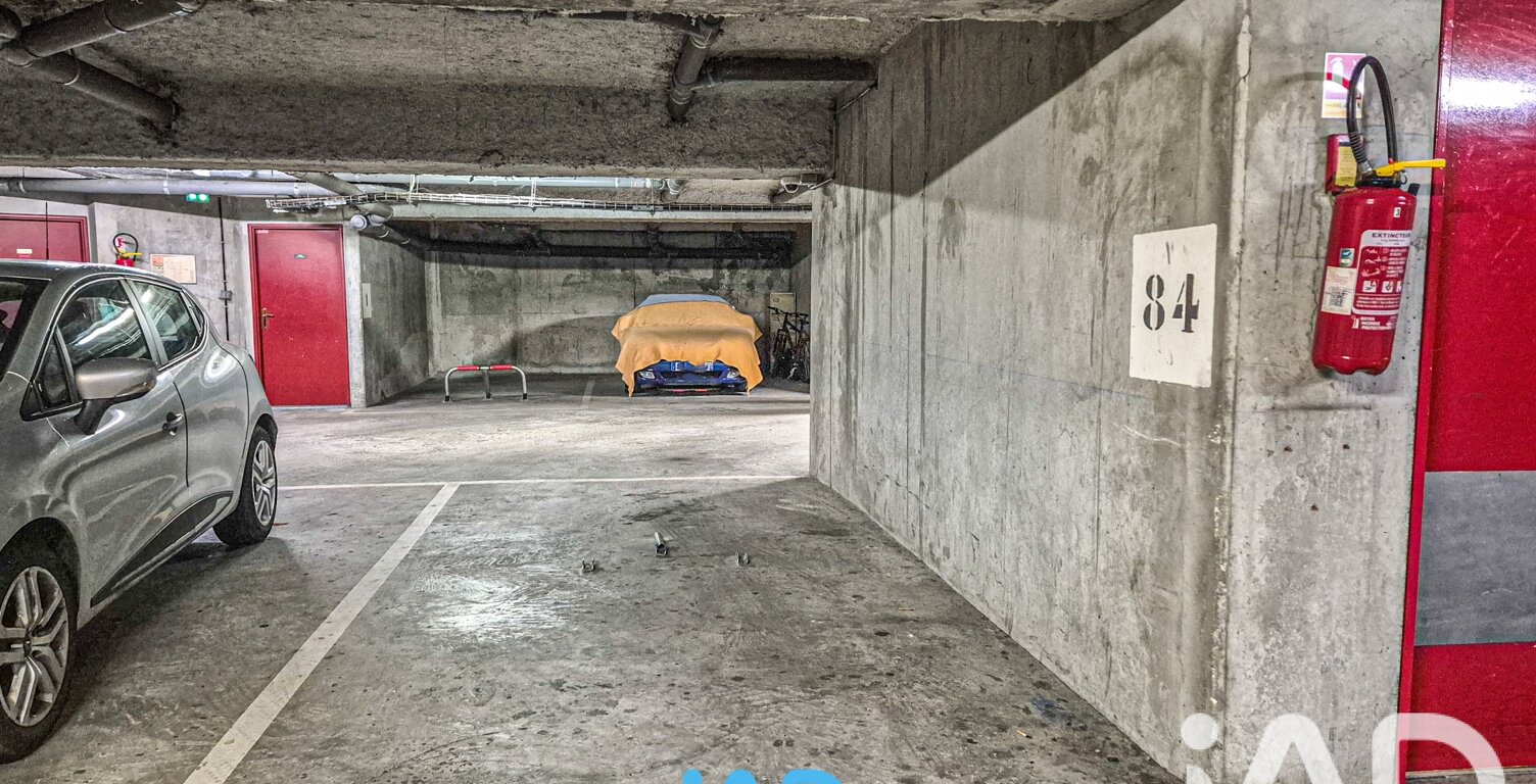 Vente Parking 13 m&sup2; — photo 1