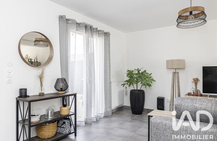 Vente Maison/villa 4 pièces — photo 2