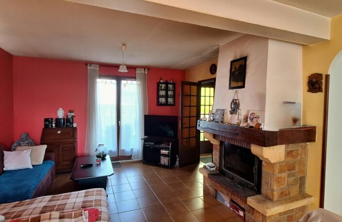Vente Maison/villa 7 pièces — photo 2