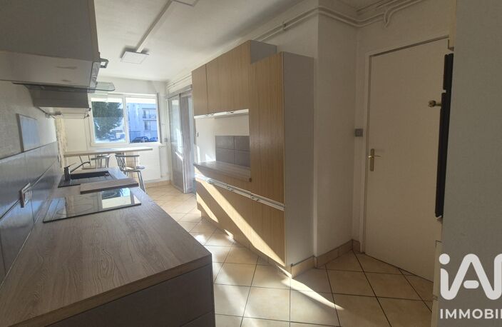 Location Appartement 5 pièces — photo 4