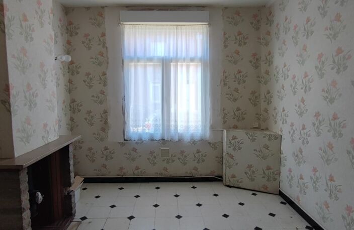 Vente Maison/villa 5 pièces — photo 2