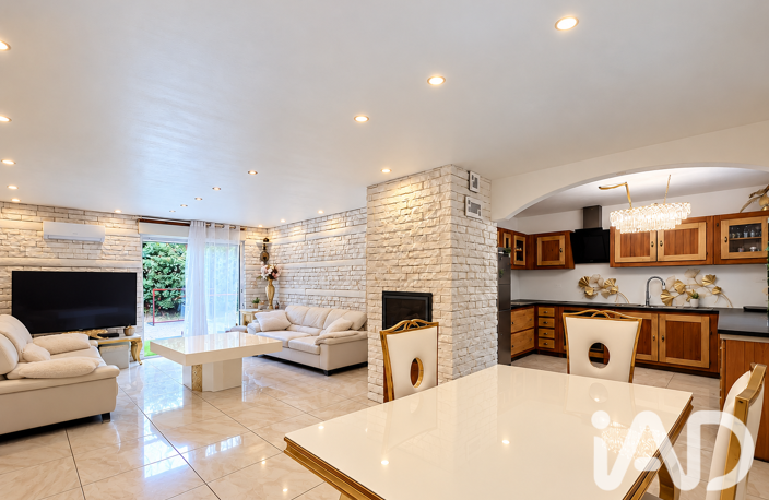 Vente Maison/villa 5 pièces — photo 2